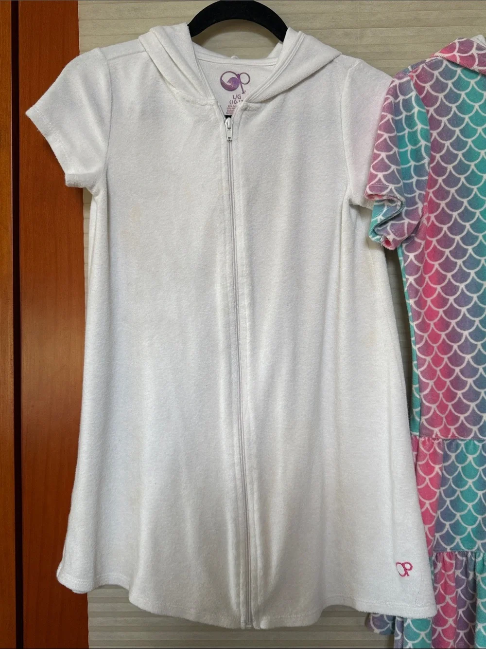 Bundle of 2 child Hooded zip up Swim cover ups white and mermaid scaled